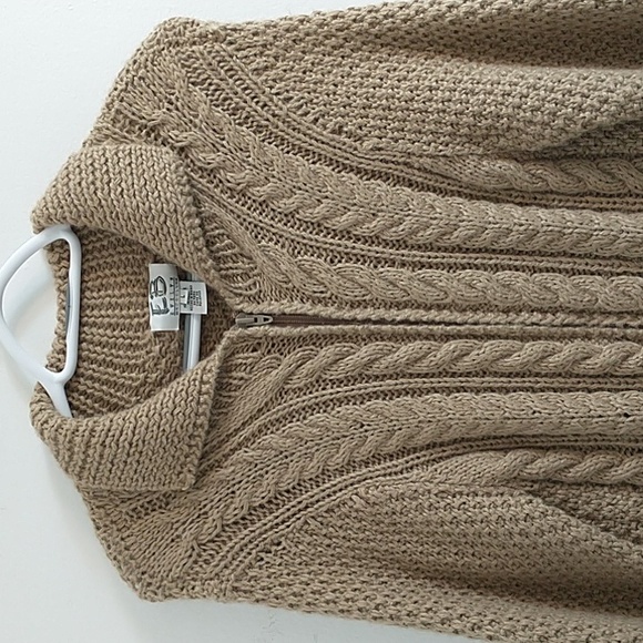 EB Alpaca sweater - Picture 5 of 10